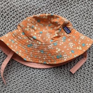 Patagonia Baby Sun Bucket Hat (Reversible)